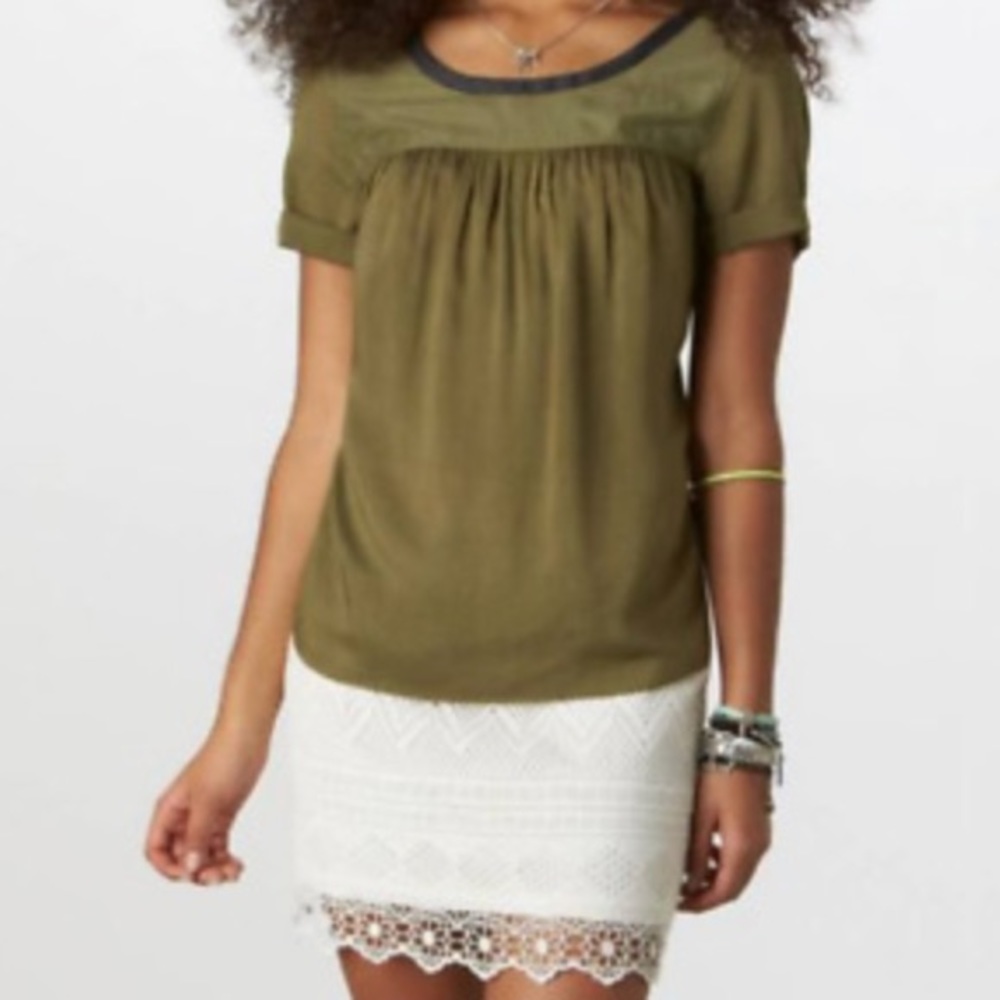 American Eagle AEO Crochet Zip Back Mini Skirt 0 - Picture 3 of 6